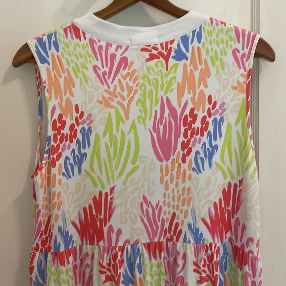 SOLD. New Mary Square Newport Dress Coral Cove White UPF 50 size Medium - Picture 9 of 16